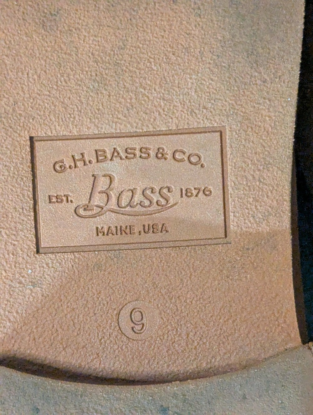 G.H. Bass & Co. Olive Suede and Brown Leather Saddle Shoes Oxfords Size 9 - Picture 9 of 11